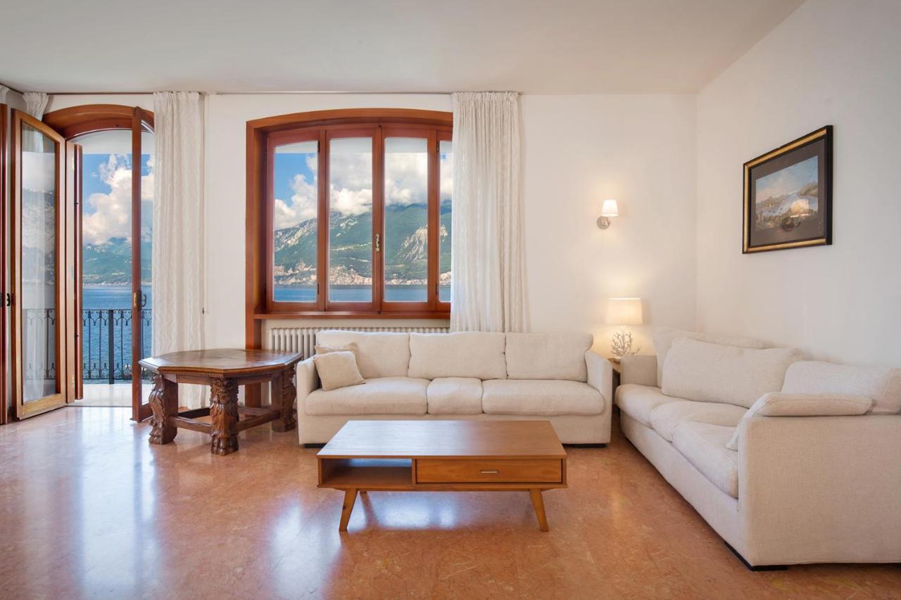 Villa Francesca-Grande Appartamento In Riva Al Lago Бренцоне-суль-Гарда Экстерьер фото